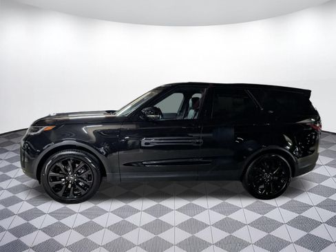 New 2026 Land Rover Discovery S AWD/4WD image 2
