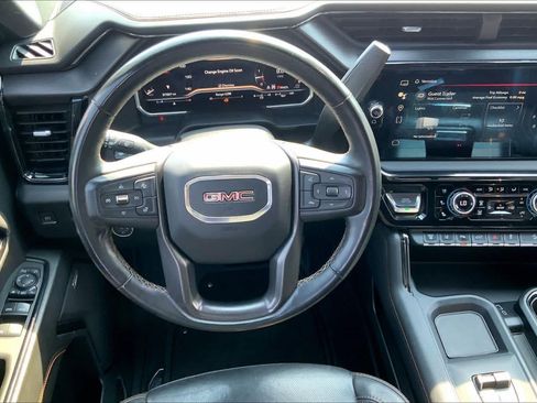 Used 2024 GMC Sierra 2500 AT4 w/ Technology Package AWD/4WD image 6