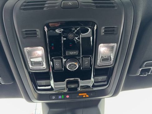 New 2026 Cadillac Escalade ESV Luxury w/ LPO, Radiant Package image 21