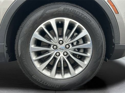 Used 2016 Lincoln MKX Select w/ Select Plus Package image 38