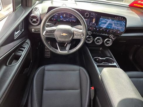 Certified 2024 Chevrolet Blazer EV LT AWD/4WD image 12