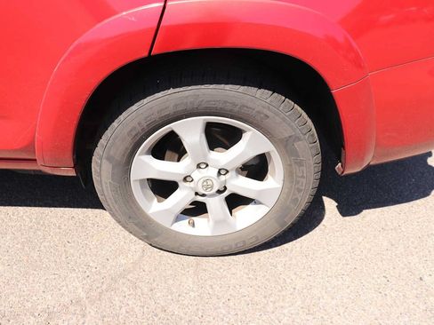 Used 2011 Toyota RAV4 Limited w/ Limited Extra Value Pkg AWD/4WD image 9