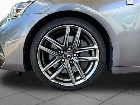Used 2018 Lexus IS 300 F Sport w/ F Sport Package RWD image 10