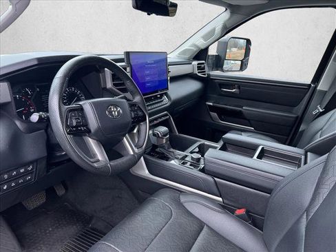 Used 2023 Toyota Tundra Limited image 9