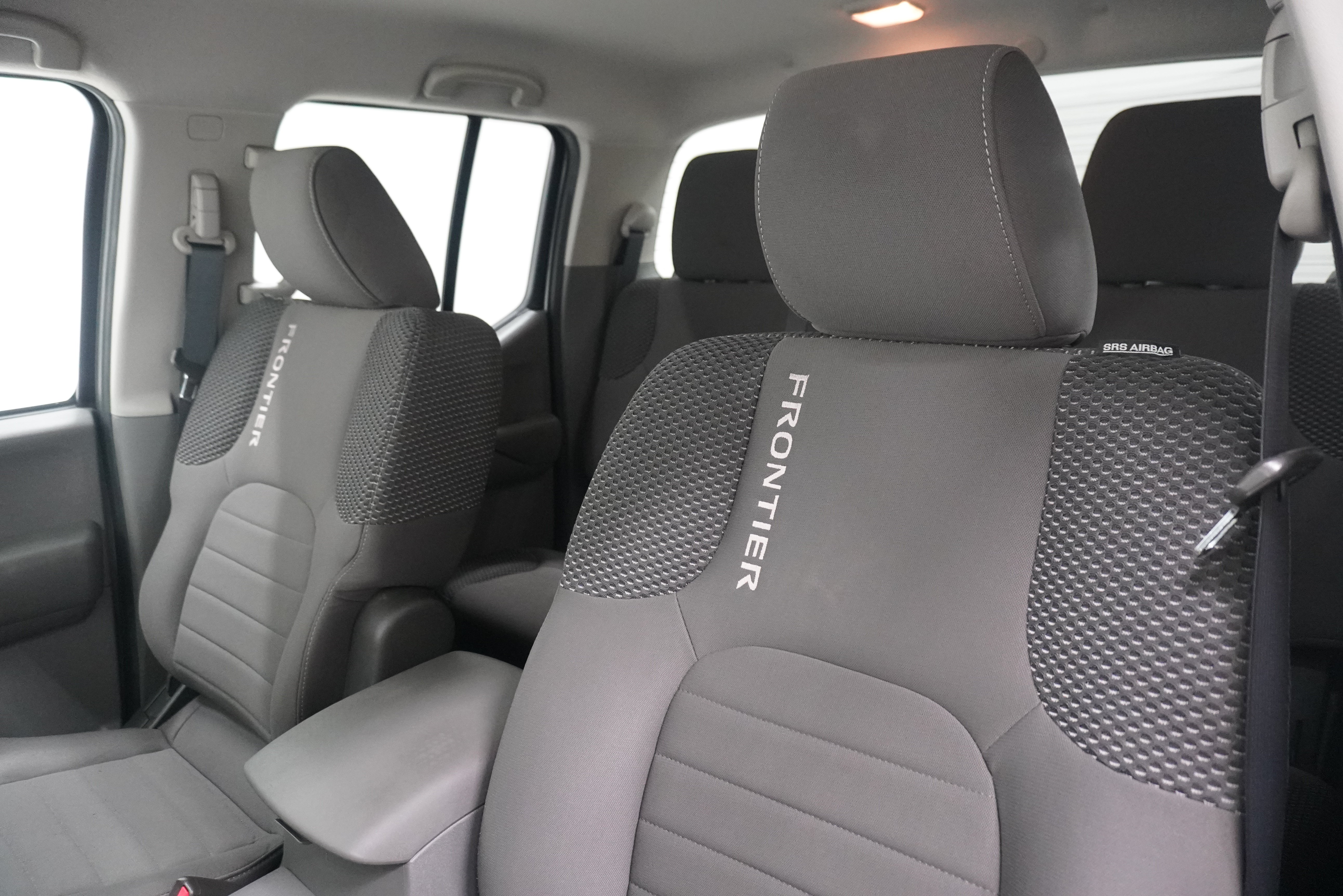 Used 2012 Nissan Frontier SV w/ Sport Appearance Pkg RWD image 11