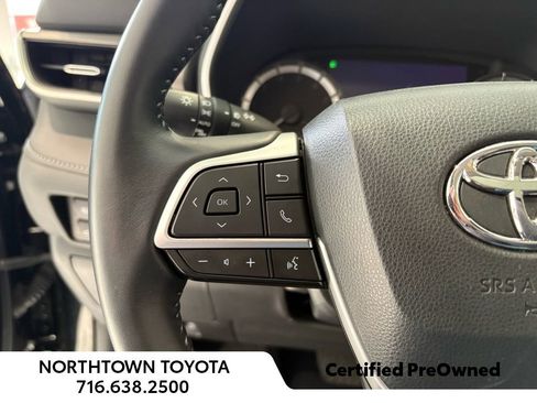 Used 2023 Toyota Highlander XLE image 34