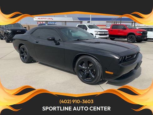 Used 2013 Dodge Challenger R/T w/ Blacktop Pkg image 1
