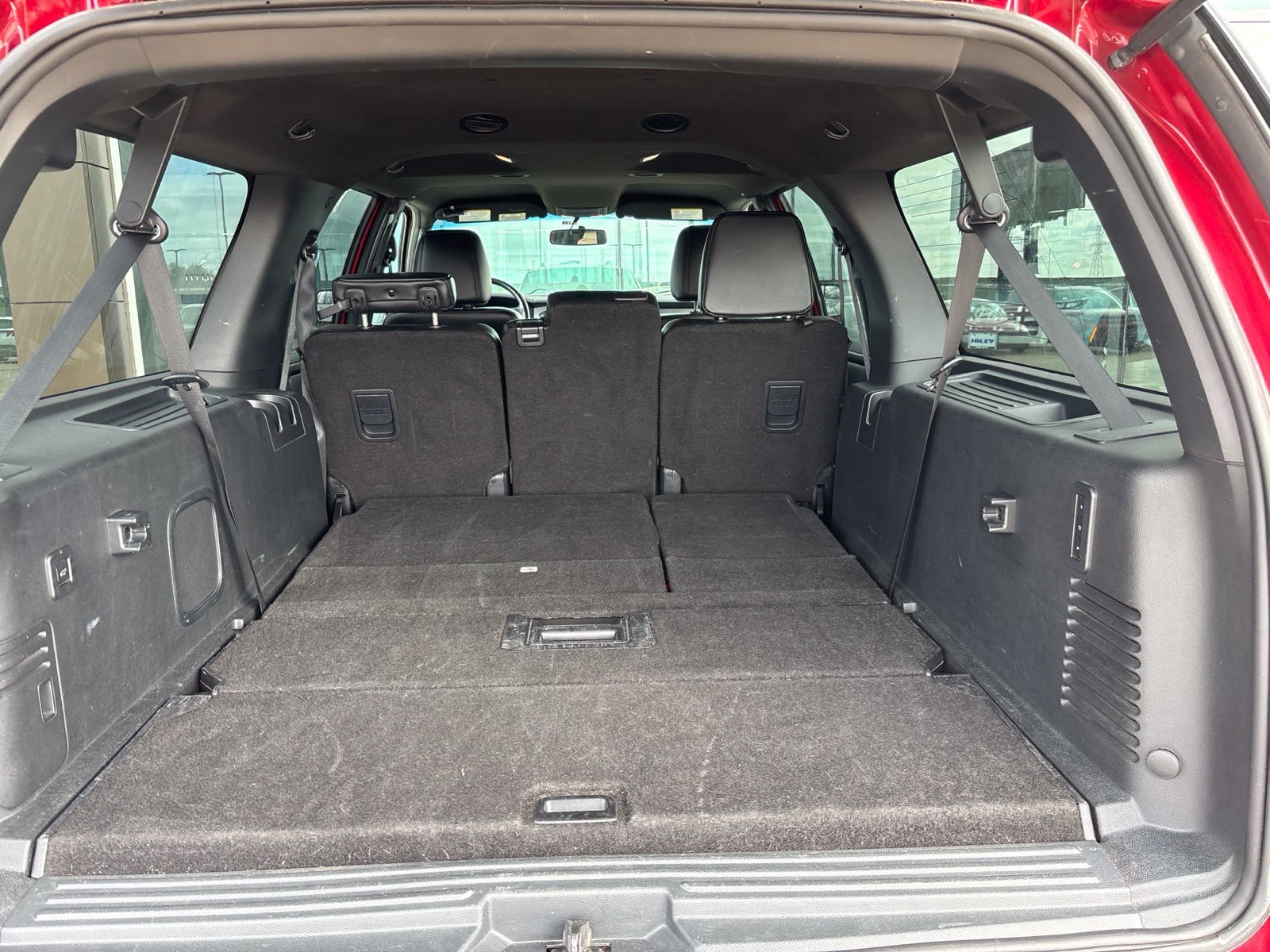 Used 2016 Ford Expedition EL XLT w/ Equipment Group 202A AWD/4WD image 13
