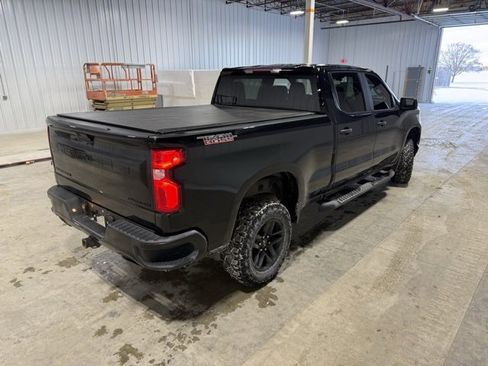 Used 2021 Chevrolet Silverado 1500 Custom Trail Boss w/ Midnight Edition image 35