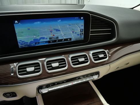 Used 2021 Mercedes-Benz GLE 350 4MATIC image 19