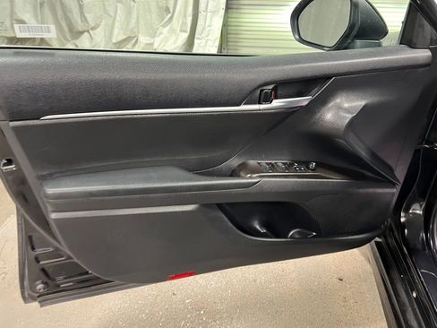 Used 2024 Toyota Camry SE image 21