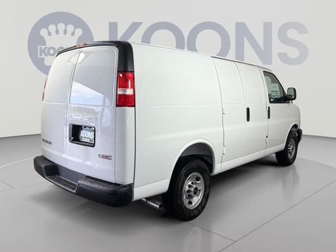 New 2026 GMC Savana 2500 w/ Driver Convenience Package RWD image 7