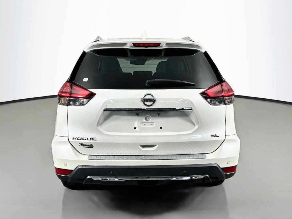 Used 2020 Nissan Rogue SL w/ Premium Package FWD image 6