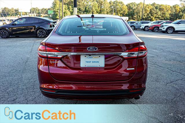 Used 2018 Ford Fusion SE w/ Fusion SE Technology Package FWD image 12