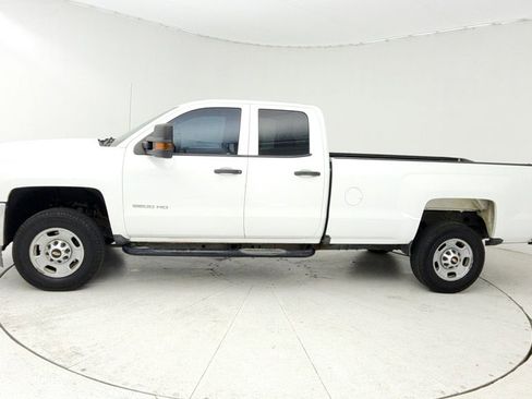 Used 2019 Chevrolet Silverado 2500 W/T w/ WT Convenience Package image 5