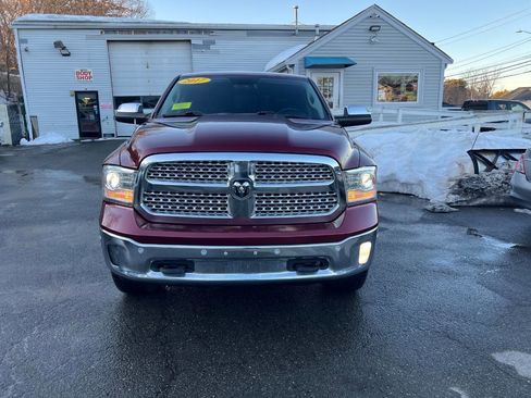 Used 2017 RAM 1500 Laramie w/ Convenience Group image 10