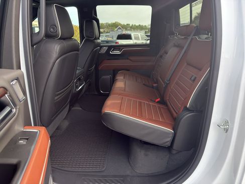 New 2026 GMC Sierra 2500 Denali Ultimate AWD/4WD image 21