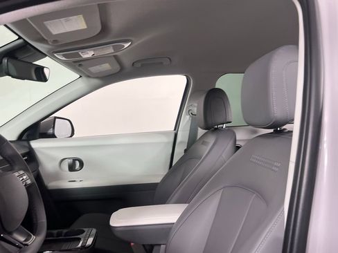 Used 2025 Hyundai Ioniq 5 SEL image 23