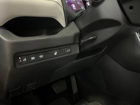 Used 2025 Toyota RAV4 XLE Premium w/ Weather Package AWD/4WD image 15