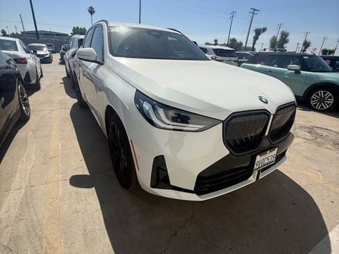 Used 2026 BMW X3 xDrive30 w/ M Sport Package AWD/4WD image 3