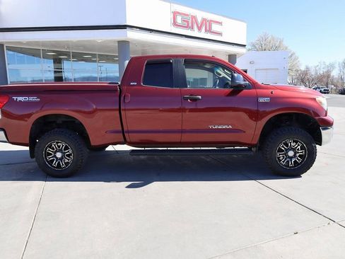 Used 2010 Toyota Tundra 4x4 Double Cab image 7