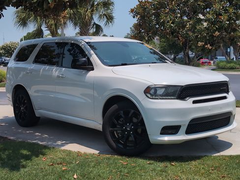 Used 2019 Dodge Durango GT w/ Blacktop Package RWD image 2