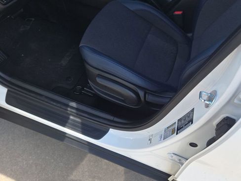 Used 2024 Kia Seltos S FWD image 14
