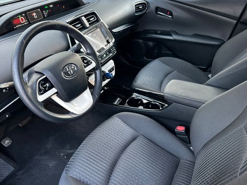 Used 2017 Toyota Prius Prime Plus image 10