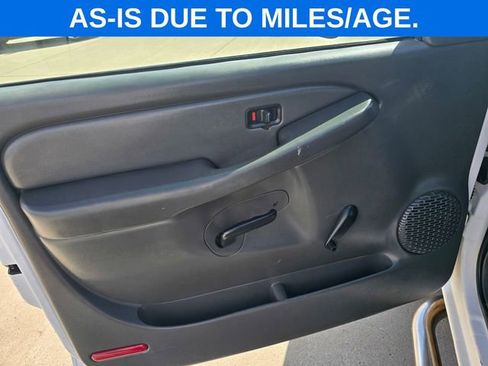 Used 2006 Chevrolet Silverado 2500 W/T AWD/4WD image 24