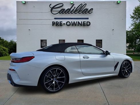 Used 2022 BMW 840i Convertible image 3