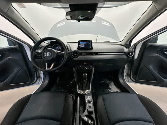 Used 2020 Toyota Yaris LE FWD image 19