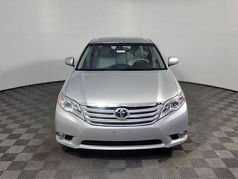 Used 2011 Toyota Avalon Limited FWD image 12