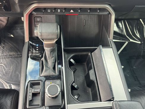 Used 2023 Toyota Sequoia Limited image 15