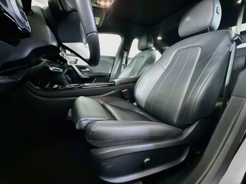 Used 2025 Mercedes-Benz CLA 250 image 13