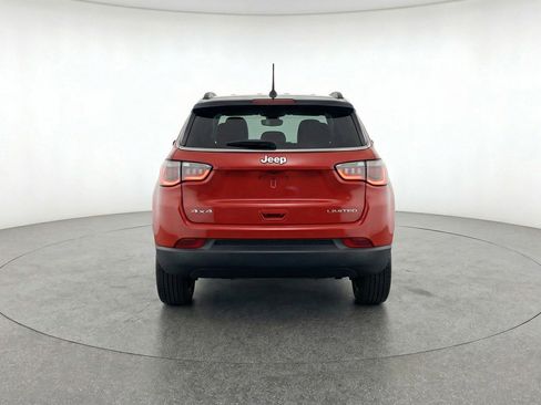 Used 2025 Jeep Compass Limited image 7