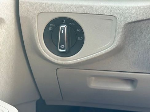 Used 2020 Volkswagen Atlas SE w/ Panoramic Sunroof Package image 34