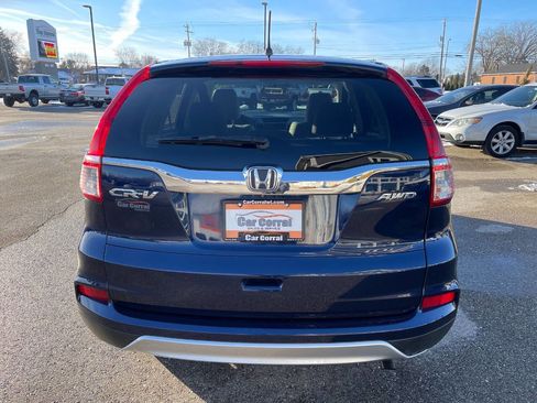 Used 2016 Honda CR-V EX image 3