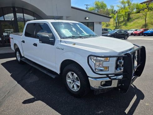 Used 2017 Ford F150 XLT w/ Equipment Group 301A Mid AWD/4WD image 3