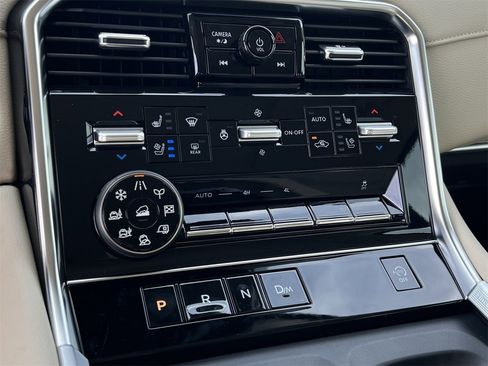 New 2026 Nissan Armada Platinum image 12