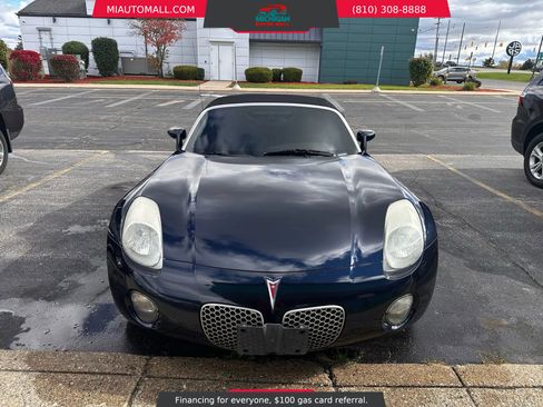 Used 2007 Pontiac Solstice Convertible 2D w/ Premium Package image 9
