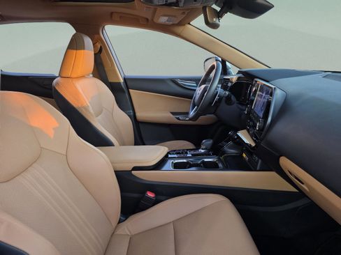 Used 2025 Lexus NX 250 FWD w/ Premium Package image 21