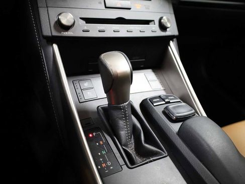 Used 2016 Lexus IS 200t image 29