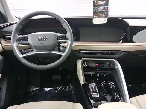 New 2025 Audi Q5 Premium Plus image 4