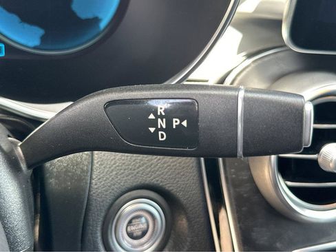 Used 2022 Mercedes-Benz GLC 300 image 30