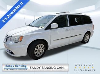 Used 2016 Chrysler Town & Country Touring FWD video 1