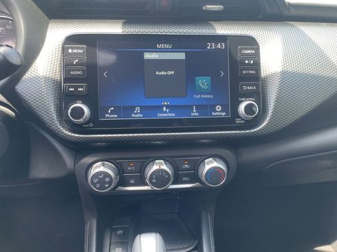 Used 2023 Nissan Kicks SV FWD image 22