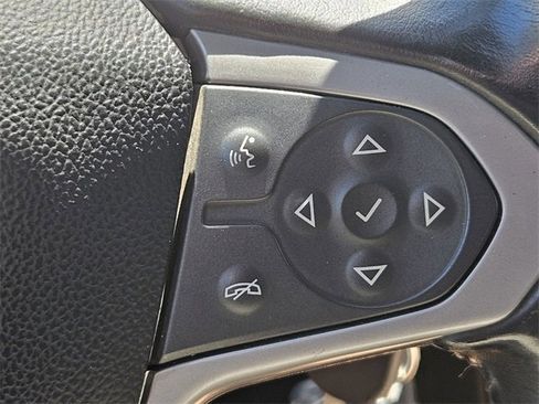 Used 2019 Chevrolet Colorado LT image 21