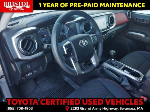 Certified 2022 Toyota Tacoma SR5 AWD/4WD image 14
