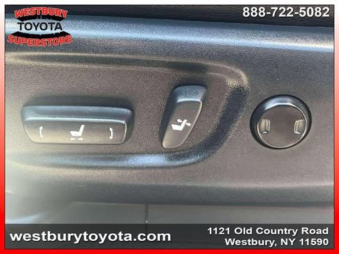 Used 2018 Toyota 4Runner SR5 AWD/4WD image 20