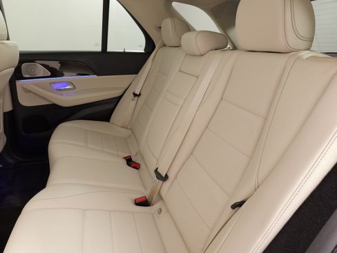 Used 2024 Mercedes-Benz GLE 450e 4MATIC image 38